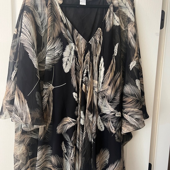 Diane Von Furstenberg silk dress size 8 - Picture 3 of 7